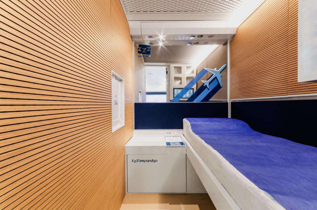Resting Pods - Zzzleepandgo Wien Airport Schwechat Exterior foto